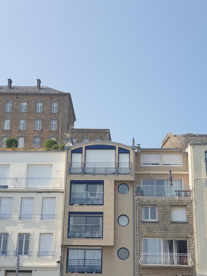 Le Guepratte Lägenhet Granville Exteriör bild